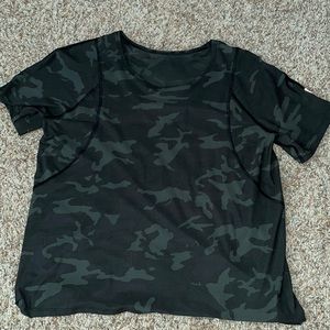 Lululemon Short Sleeve Shirt Training Tee